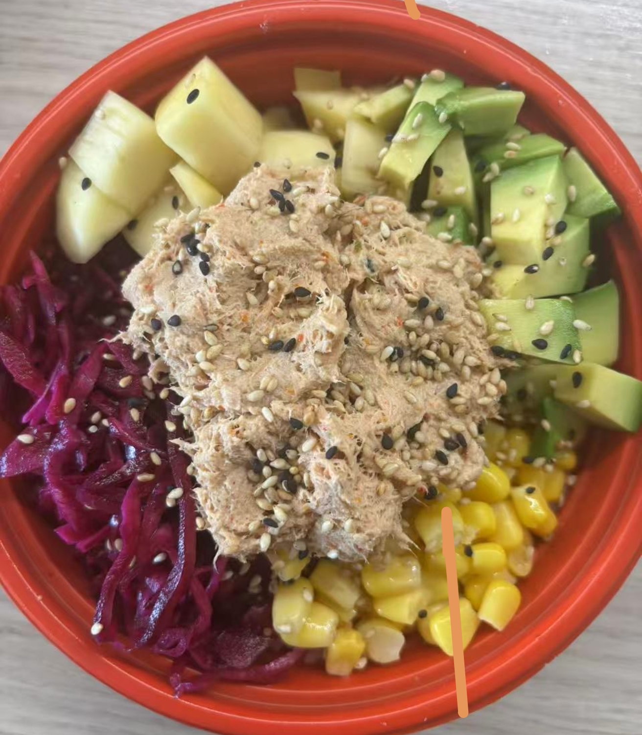 POKE BOWL THON CUIT.à base riz vinaigrette